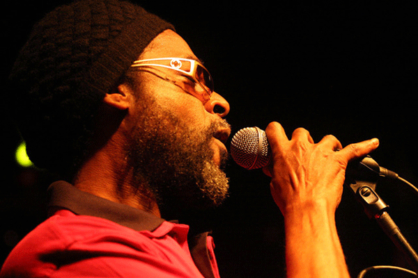 Courtney D & The Snuzens