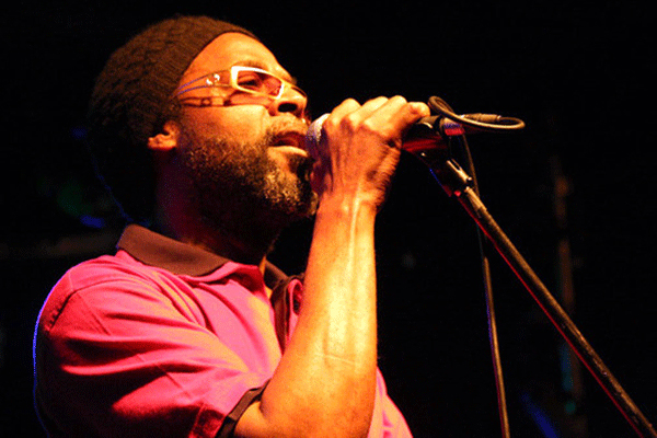 Courtney D & The Snuzens